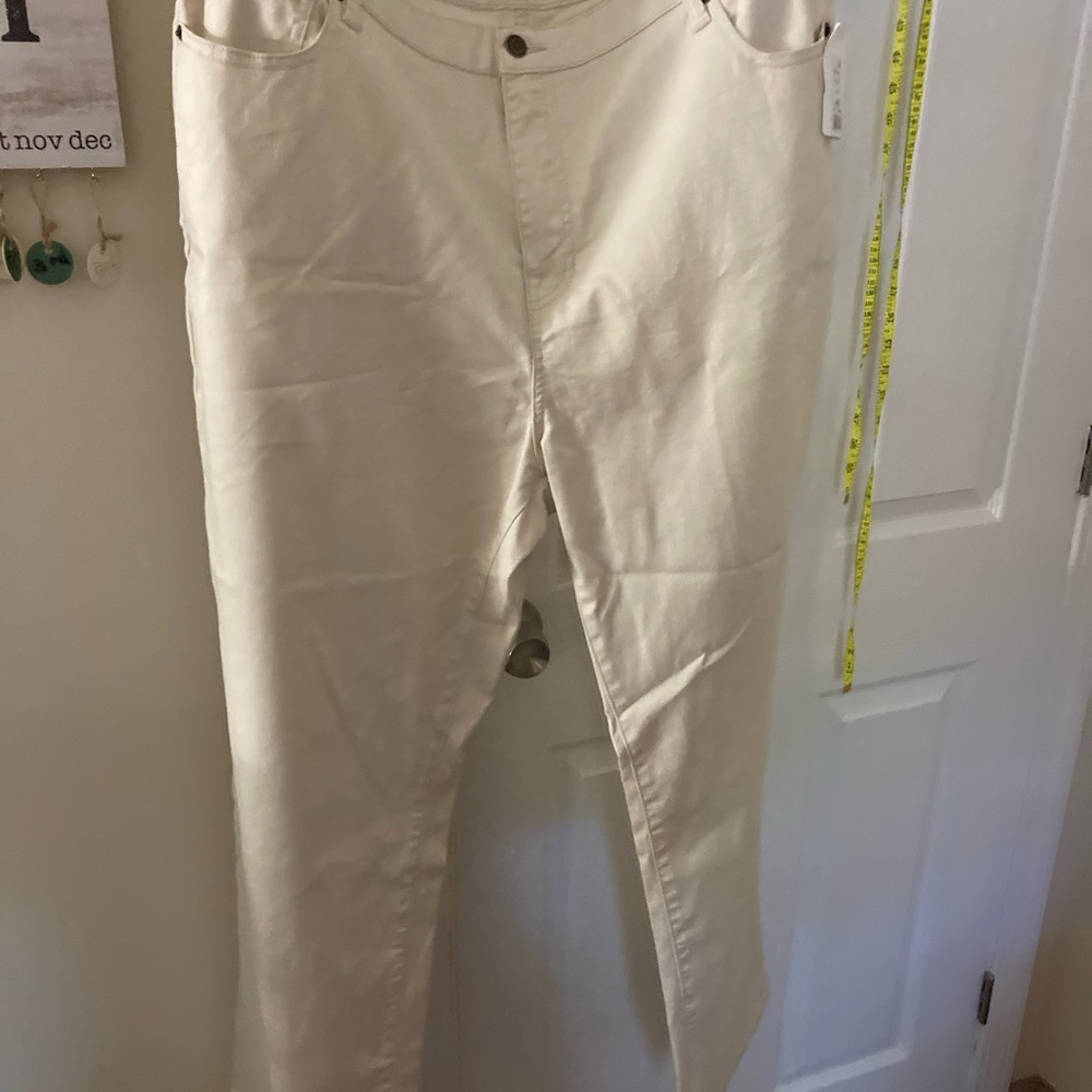 89th & Madison Beige Trousers